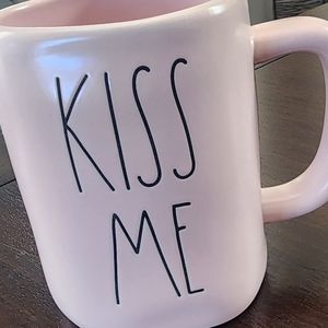 RAE DUNN COFFEE MUG 16 oz